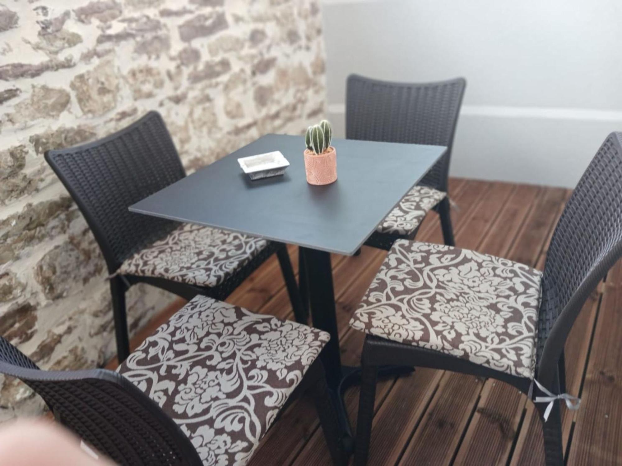 Mato Apartment Gjirokastër Екстериор снимка