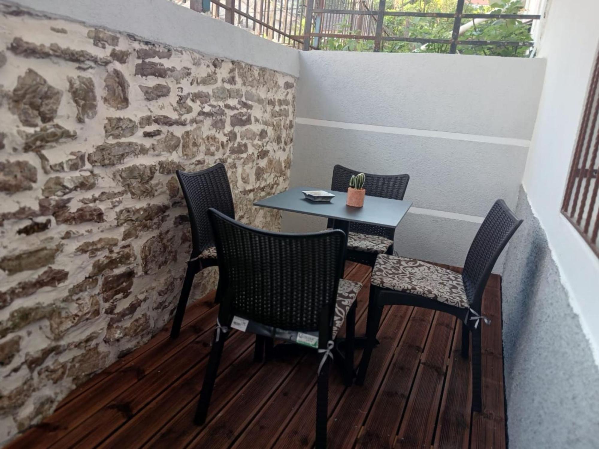 Mato Apartment Gjirokastër Екстериор снимка